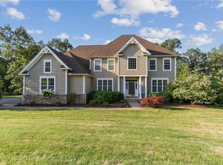 60 Ellsworth Ln, Canton, CT 06019