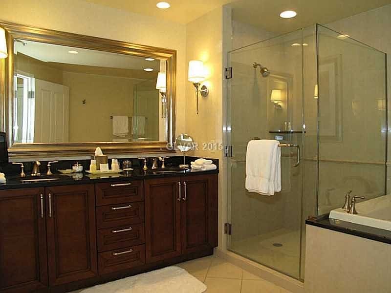 1st image of 125 E Harmon Ave #504