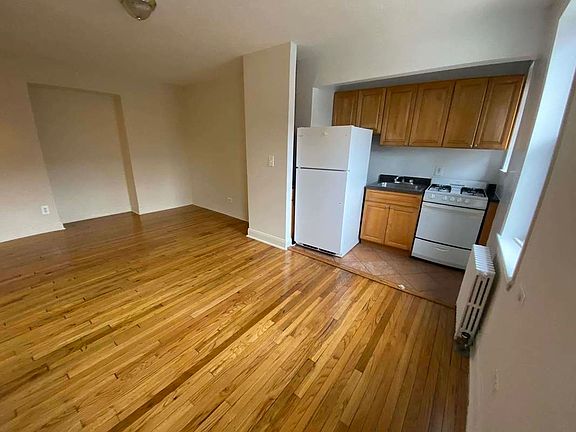 2nd image of 18-10 21st Ave #2