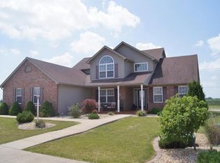 10 Black Wolf Run, Highland, IL