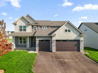 8852 Binder Way, Woodbury, MN 55129