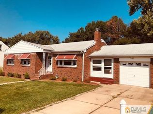 8 S Maplewood Ave, Keasbey, NJ 08832