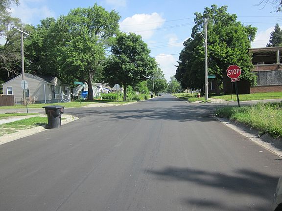 5th image of 19188 Lindsay St