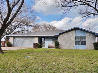 1160 La Motte Dr, Troy, TX 76579