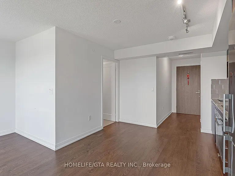 275 Village Green Sq #2421 — Photo 12