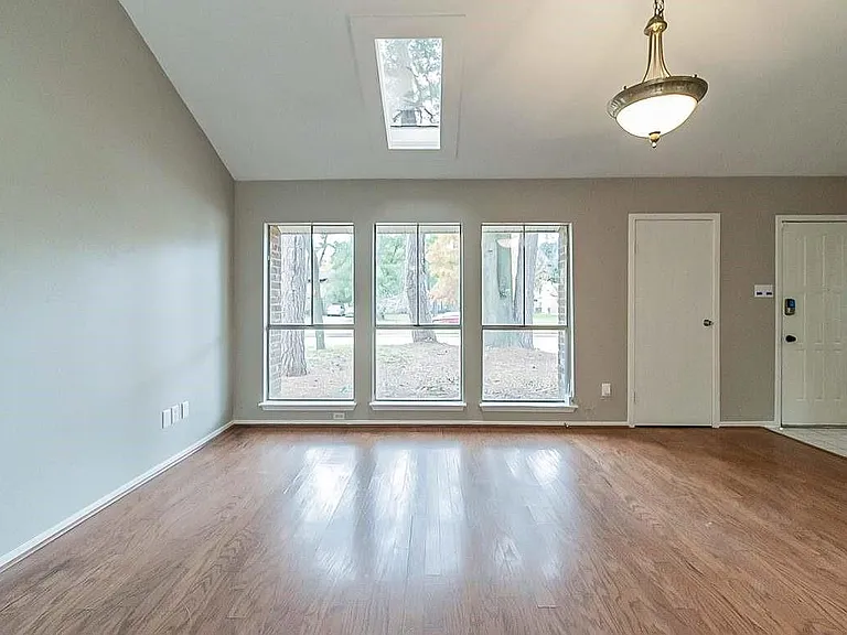 14410 Louetta Rd — Photo 9