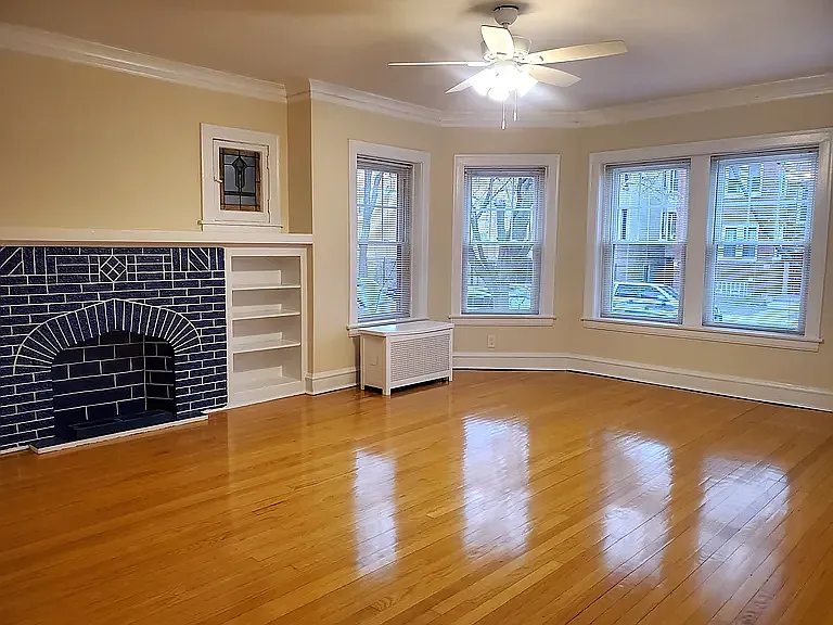 2305 W Arthur Ave #2 — Photo 1
