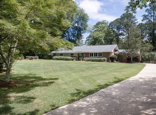 827 Salmon St, Auburn, AL 36830