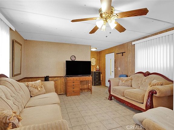 4th image of 11420 Lee Ave