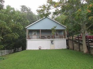 31 22nd St, McMechen, WV 26040
