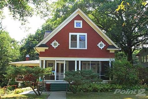 2nd image of 225 Richards St