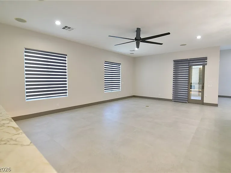 10152 Hailey Lynne Rd — Photo 32