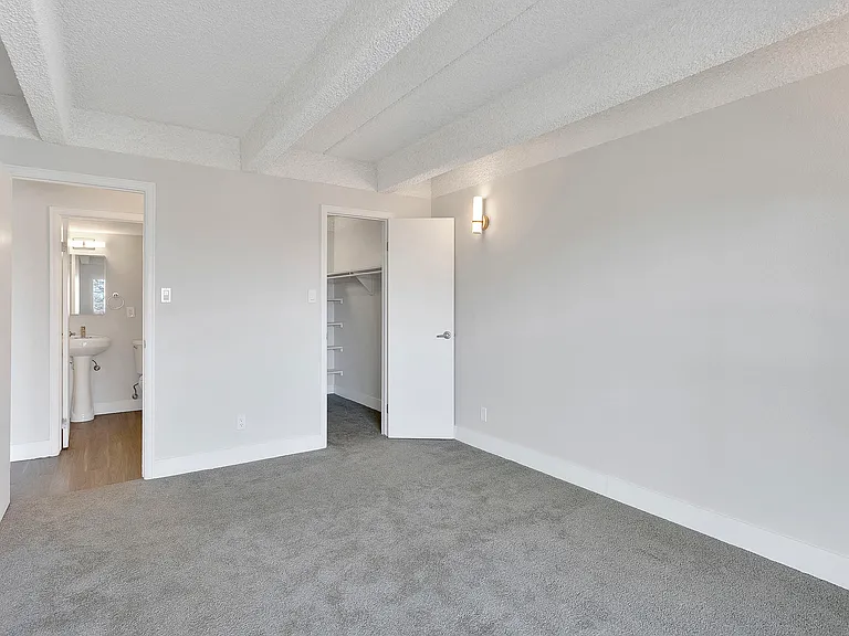 1280 Lafayette — Photo 25