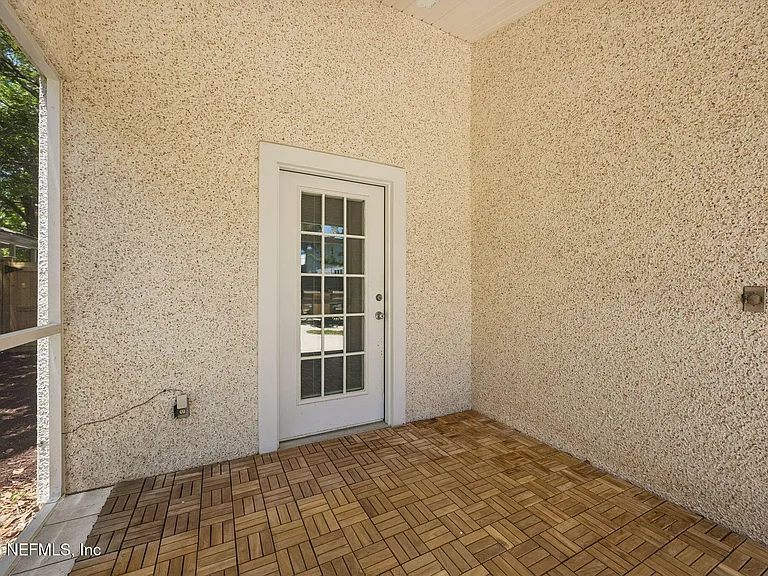 3987 America Ave — Photo 33