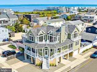 319 4th St, Beach Haven, NJ 08008