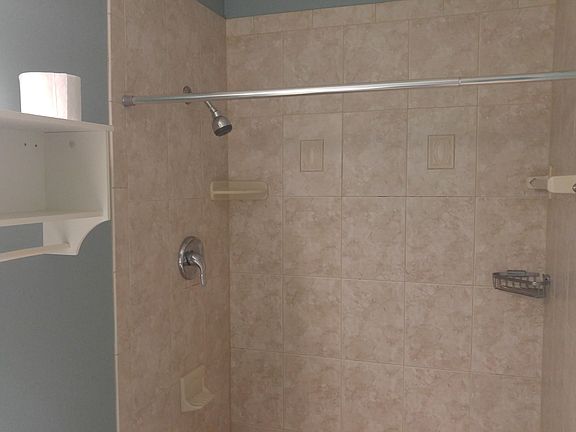5th image of 1136 SE Preston Ln