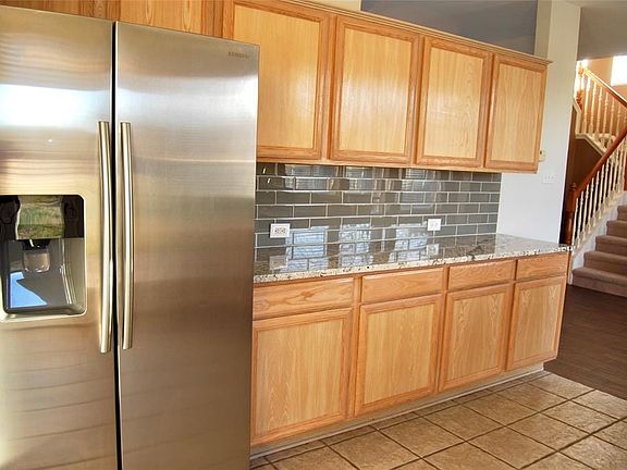 5th image of 10417 Woodlands Trl