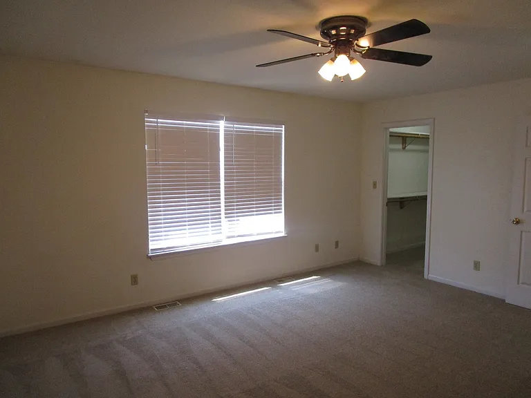 2404-2406 Calder Ct. — Photo 18