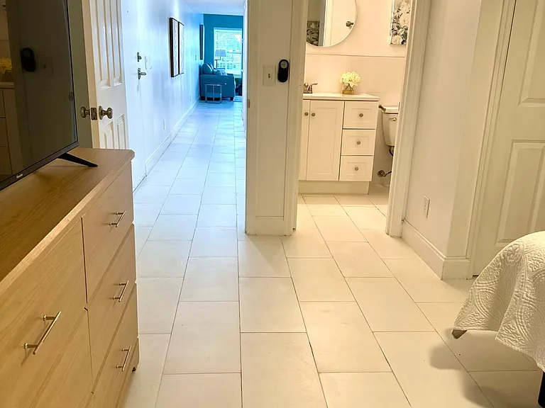 160 Cypress Point Dr — Photo 26