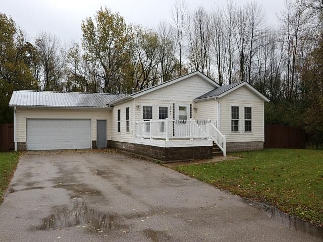 2nd image of 2340 Shore Dr