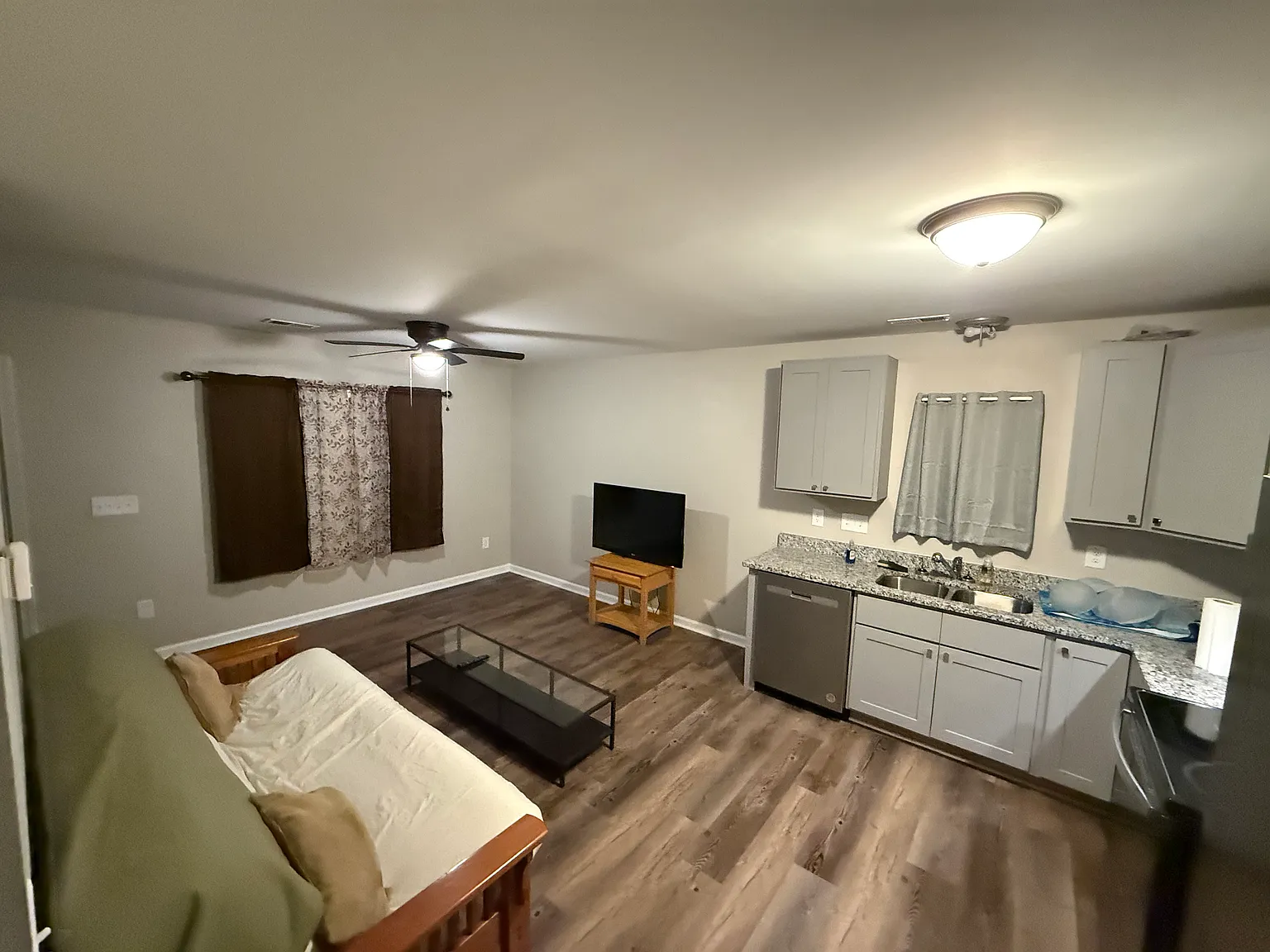3 bed, 2.5 bath, 1510 sqft, $1,200 — Photo 4