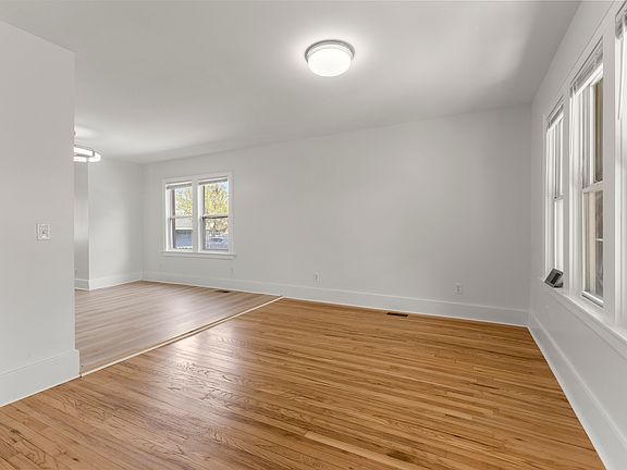 5th image of 63 Stoner St