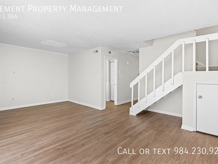 7163 Sandy Creek Dr — Photo 17