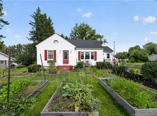6 Spring St, Petitcodiac, NB E4Z4W5