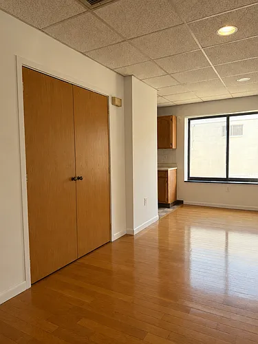 356 W Putnam Ave #2 Photo 1