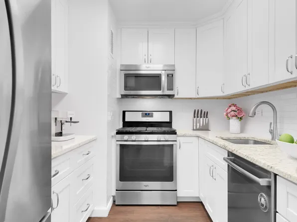 333 Pearl Street image 4 of 6