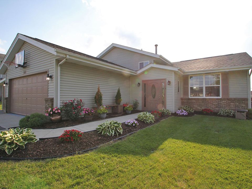 1st image of 322 Shay Dr