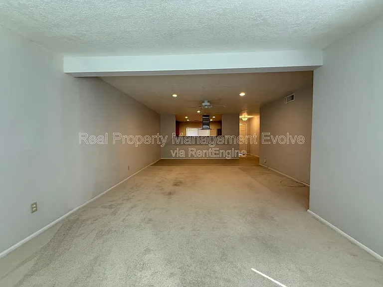 4849 E Lake Point Cir — Photo 10