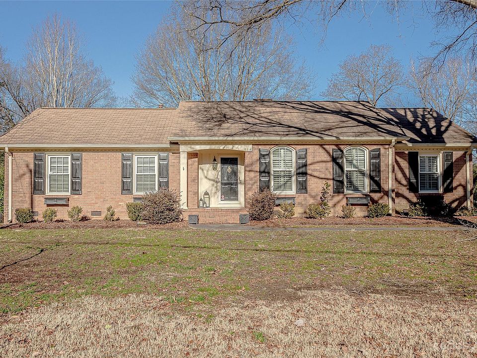 1st image of 6914 Yorktowne Dr