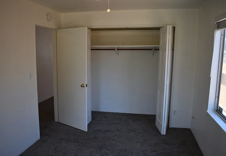 1333 Frank Ave — Photo 13