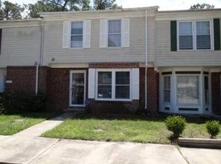 5631 Carisbrooke Ln, Portsmouth, VA 23703