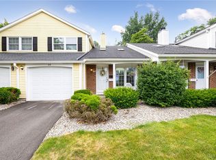 64 Old Stone Ln, Rochester, NY 14615