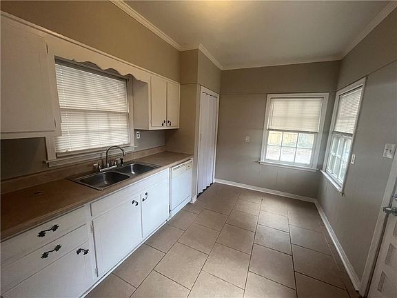 4th image of 461 Magnolia Rd #A