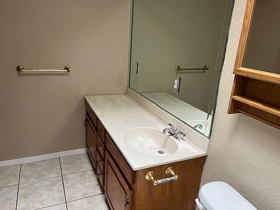 5th image of 45618 Panorama Dr #45618