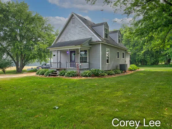 6096 Zahm Rd, Belding, MI 48809