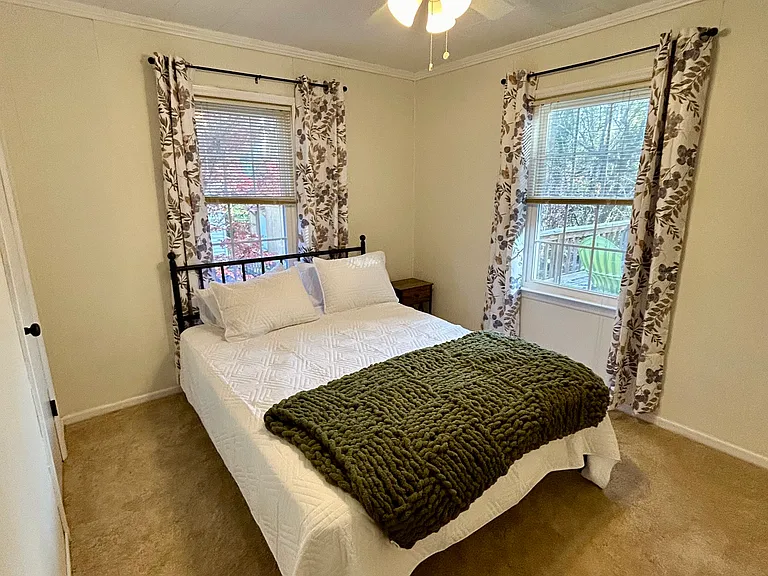 422 Hawley Ave — Photo 5