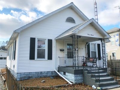 1211 N Monroe St, Litchfield, IL, 62056