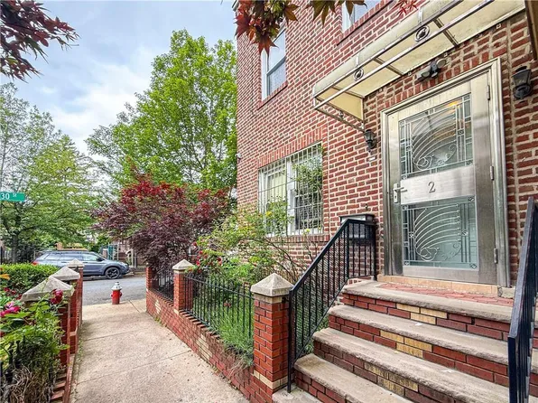 2 Roosevelt Ct, Brooklyn, NY 11232