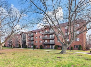 2301 183rd St APT 109, Homewood, IL 60430