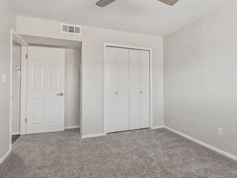 Terraces at Nichols Hills Renovated Two-Bedrooms — Photo 39