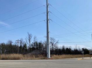 Cleveland Ave, Marinette, WI 54143