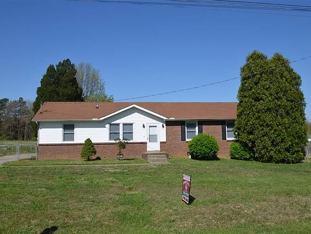2nd image of 578 Cynthia Dr