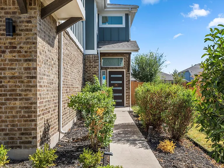6912 Cardinal Bloom Loop — Photo 5