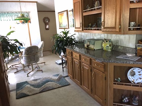 3rd image of 80 Periwinkle Dr #80