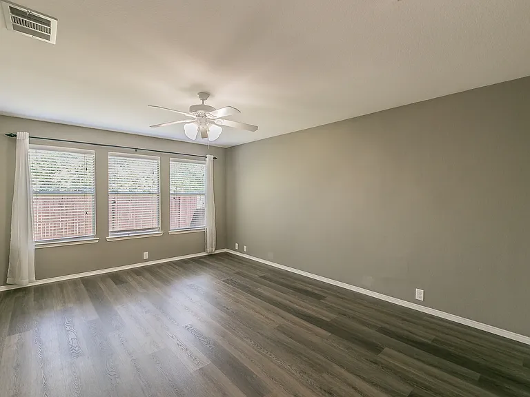 4521 Sheldon Trl — Photo 24