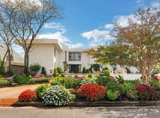 8104 Bayshore Dr, Margate, NJ 08402